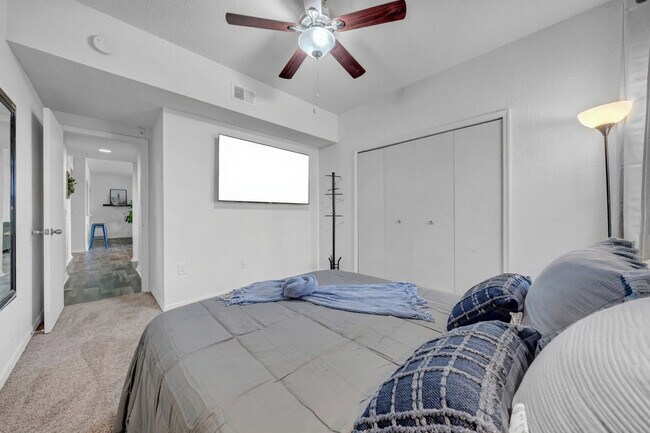 Building Photo - 7607 Southern Brook Bend