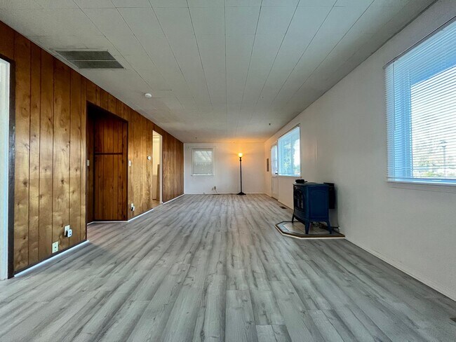 Building Photo - Beautiful 4bed 2bath Home in Renton
