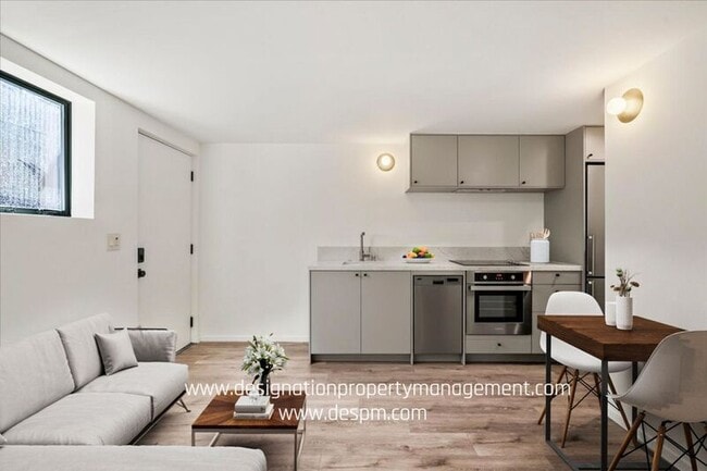 Building Photo - 3183 1/2 Verdugo Place