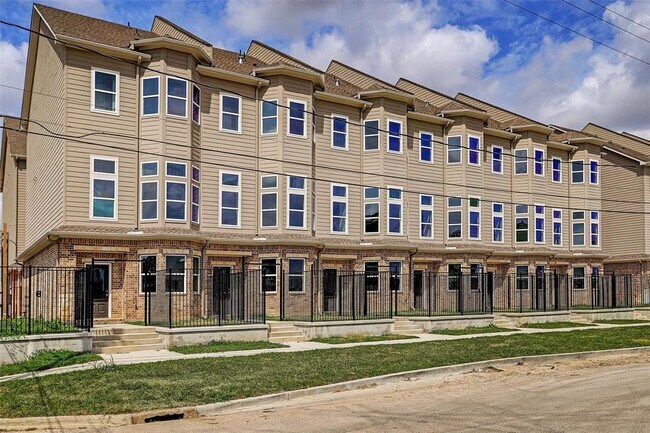 Foto del edificio - 2020 McGowen St