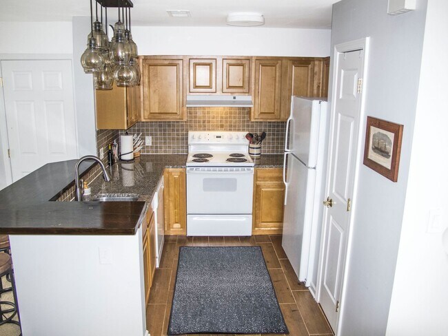 Building Photo - Sunny Olde Kensington 3bd/2bth Home for Sept. 2026