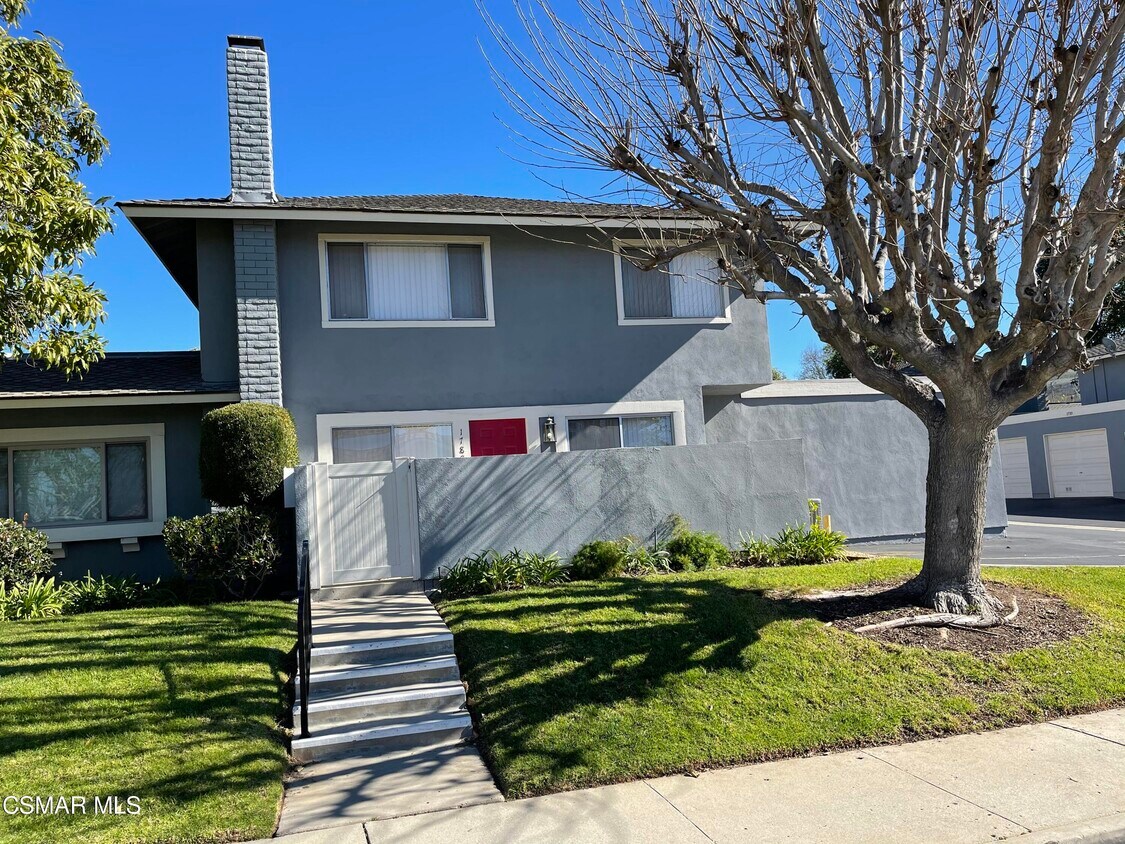 Foto principal - 1788 E Avenida De Las Flores