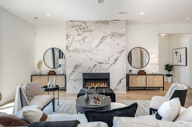 Foto del edificio - 721 Old Hickory Blvd