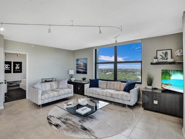 Foto del edificio - 4748 S Ocean Blvd