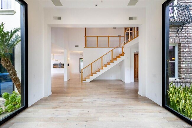 Foto del edificio - 6 Jupiter Hills Dr