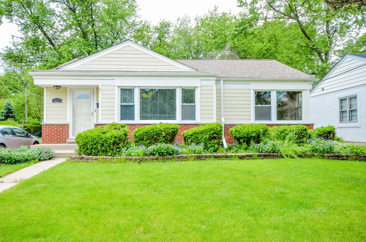 Foto principal - 812 Highland Ave