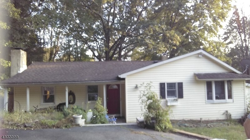 Primary Photo - 15 Mountain Ave