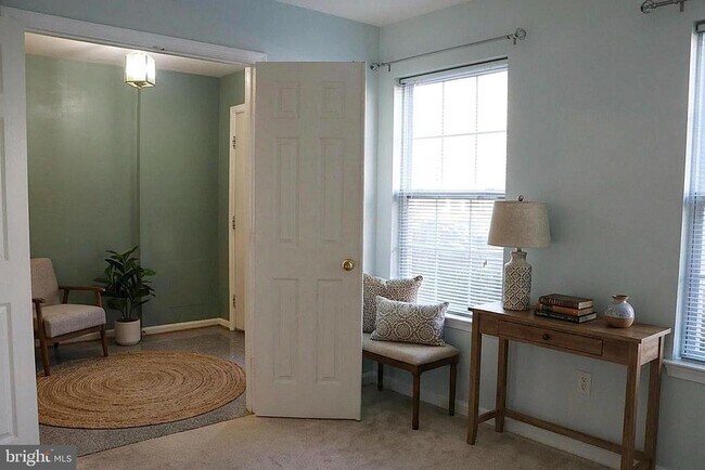 Foto del edificio - 22909 Benson Terrace