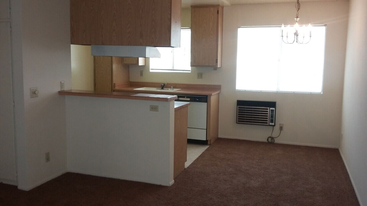 64 Apartments for Rent in Lake Balboa, CA Westside Rentals