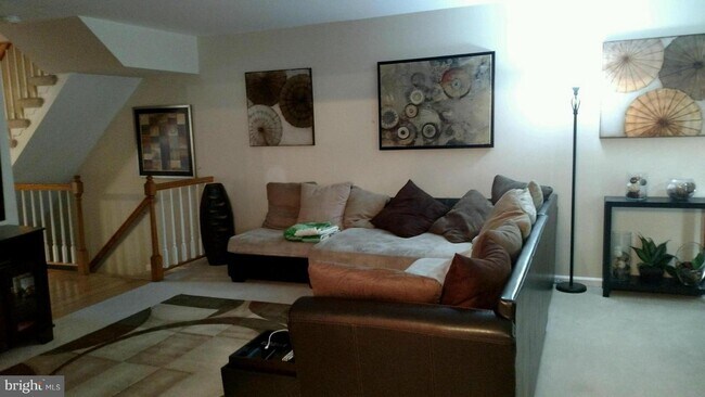 Foto del edificio - 9520 Hunt Square Ct