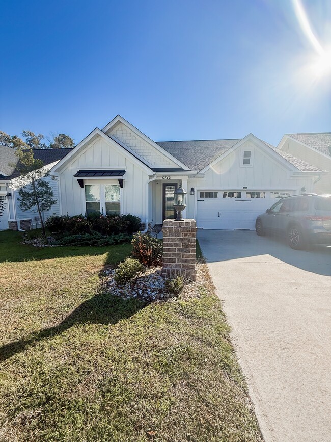 Photo - 5742 Vlg Rdg Ln House