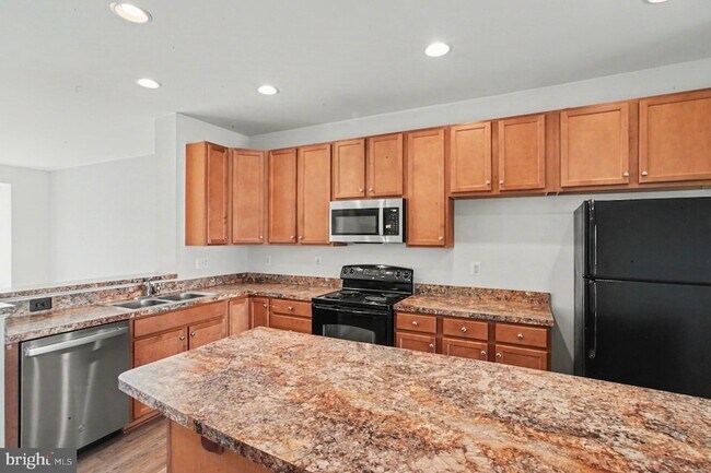 Building Photo - 3108 Alliance Ct