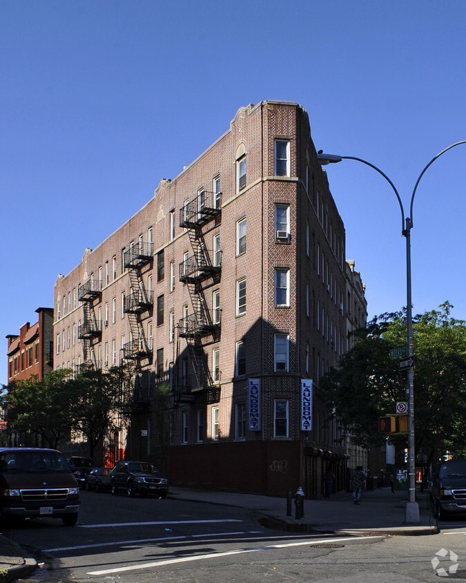 Primary Photo - 1820 Grand Concourse