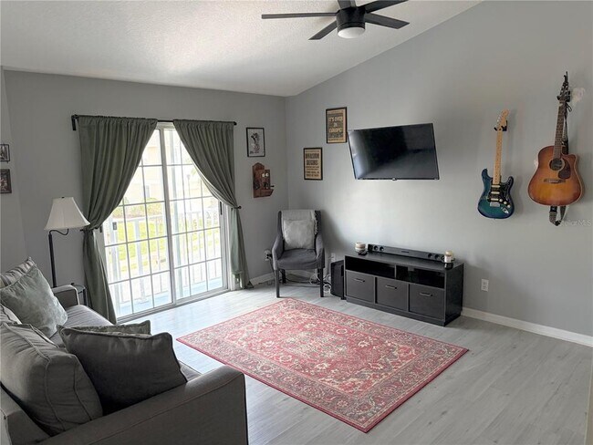 Building Photo - 8503 Shallow Creek Ct