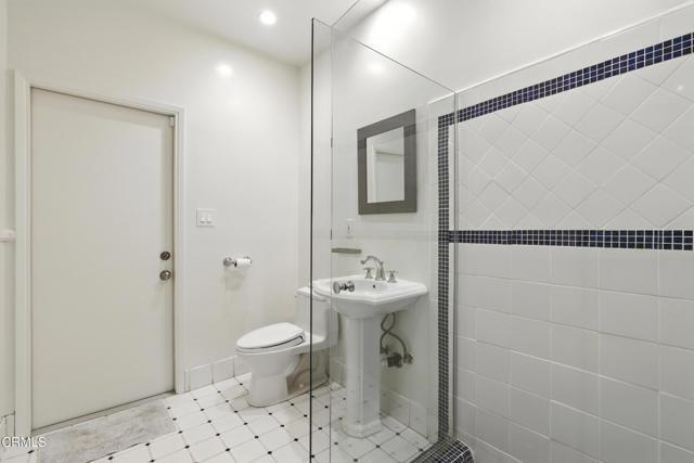 Building Photo - 7772 Torreyson Dr