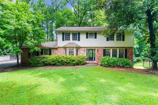 Foto del edificio - 5667 Colton Dr NE