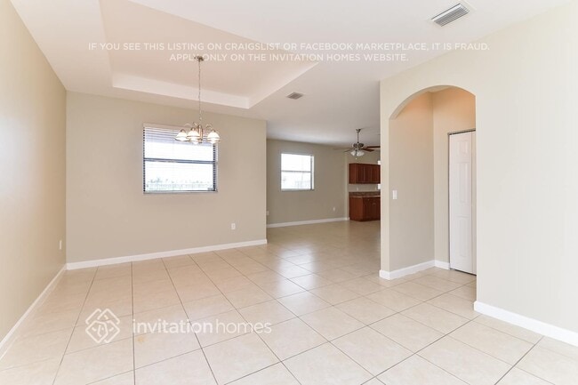 Foto del edificio - 615 SE 37th Pl