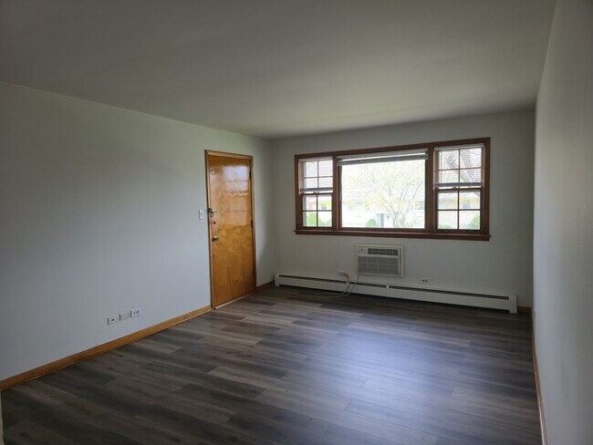 Foto del edificio - 517 Bethel Dr