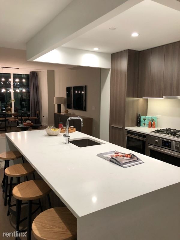 Foto del edificio - 1 br, 1 bath House - 475-475 West 61st St