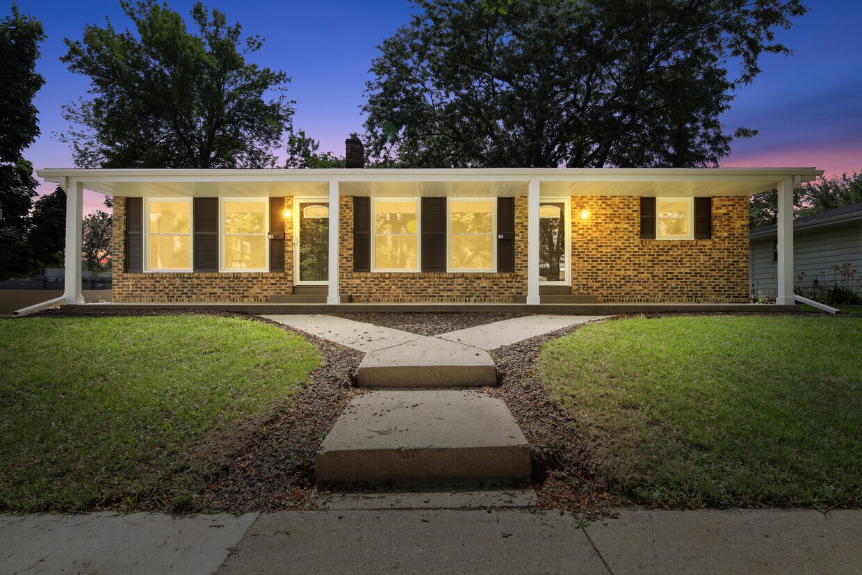Foto principal - 834 Harding Ave