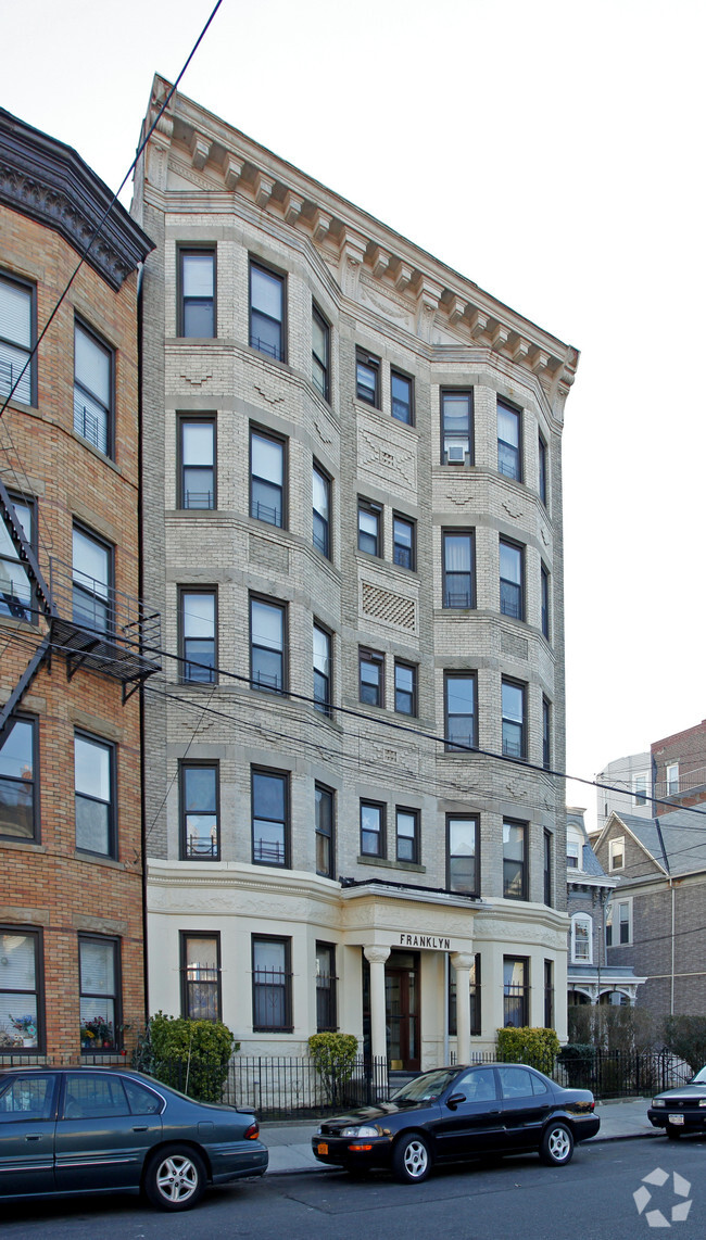 Exterior - Franklyn Apartments