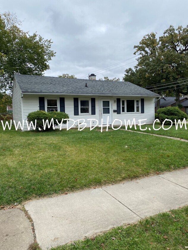 Primary Photo - 4849 Winter St