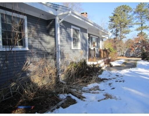 Building Photo - 3 bedroom in Mashpee MA 02649