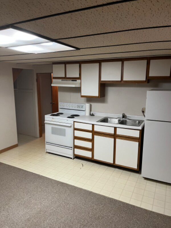 Foto del edificio - 928 2nd Ave NW