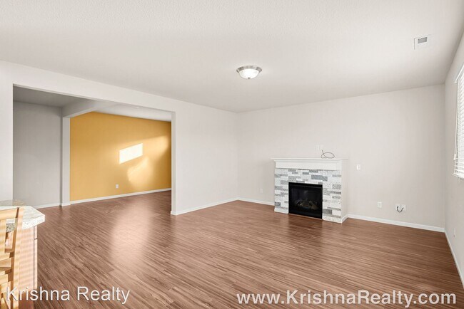 Foto del edificio - 4 br, 3 bath House - 5010 NE 126th Avenue