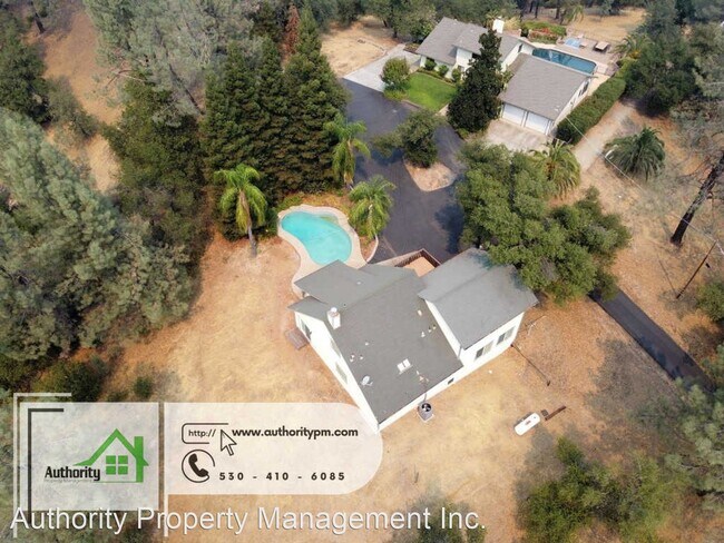 Foto del edificio - 3 br, 3 bath House - 16436 Sky Ln