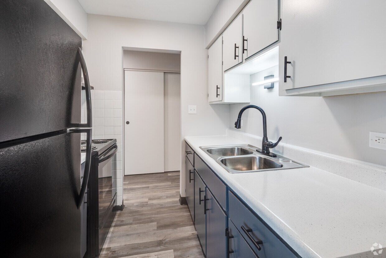 Orchard Estates Apartments Apartments in Alsip, IL