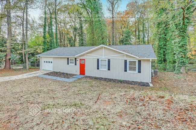 Building Photo - 210 Hunt Ridge Dr