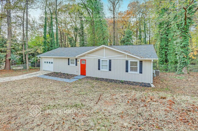 Foto del edificio - 210 Hunt Ridge Dr