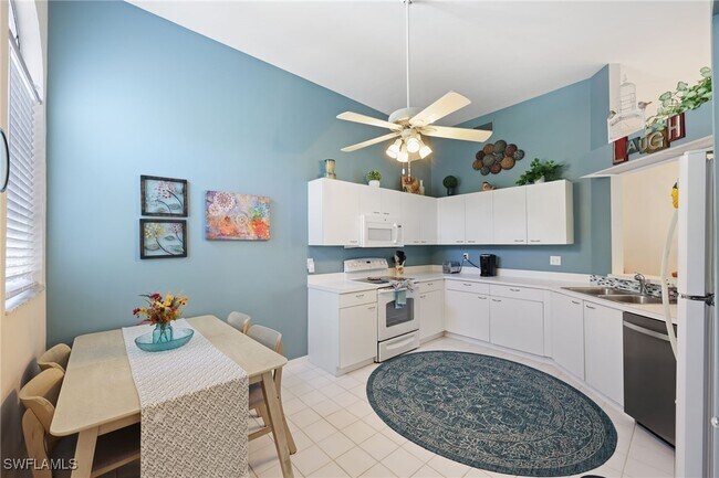 Foto del edificio - 2541 Citrus Lake Dr