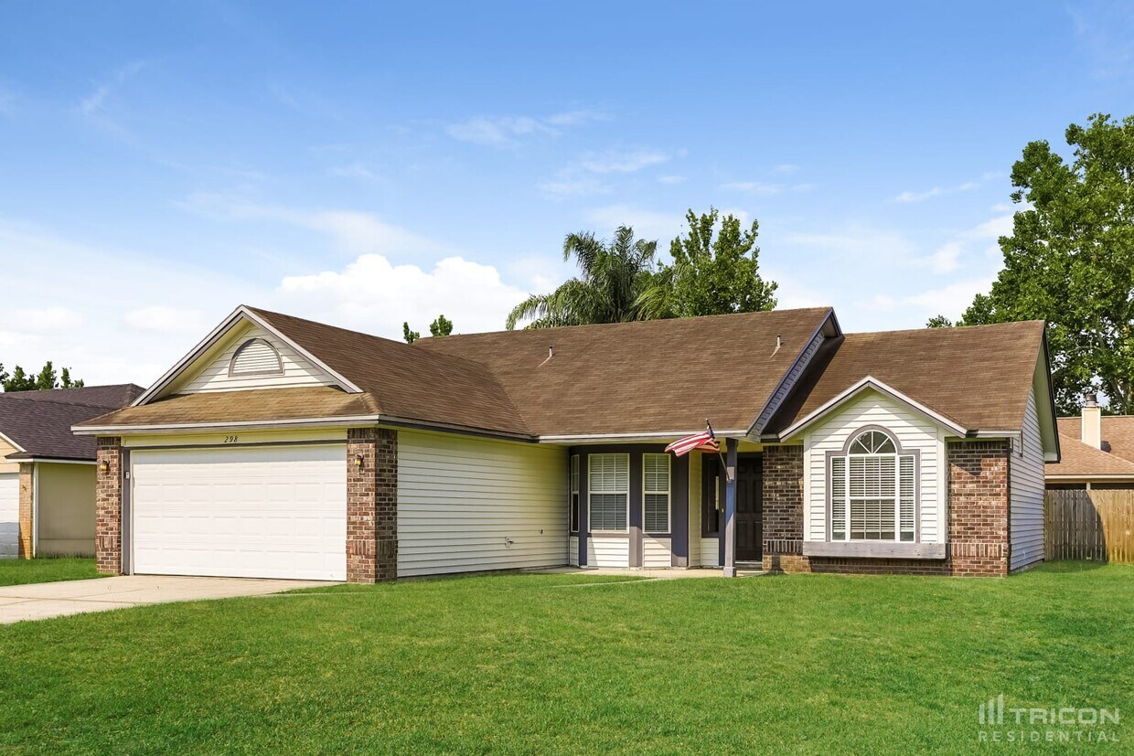 Foto principal - 298 Fawnridge Ln