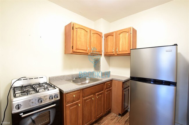 Foto del edificio - 5101 Avenue M