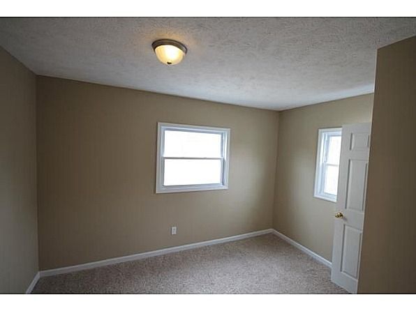 Building Photo - 4 br, 1.5 bath House - 439 Fuller Ave SE U...