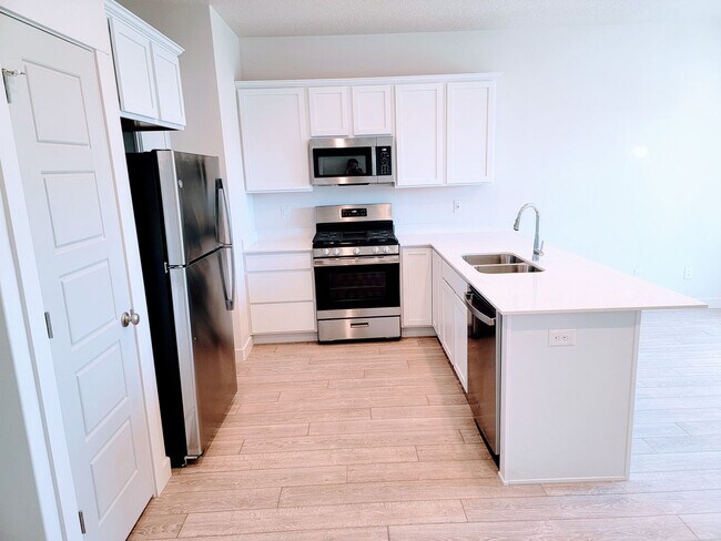 Foto del edificio - Fantastic Gorgeous Townhome!