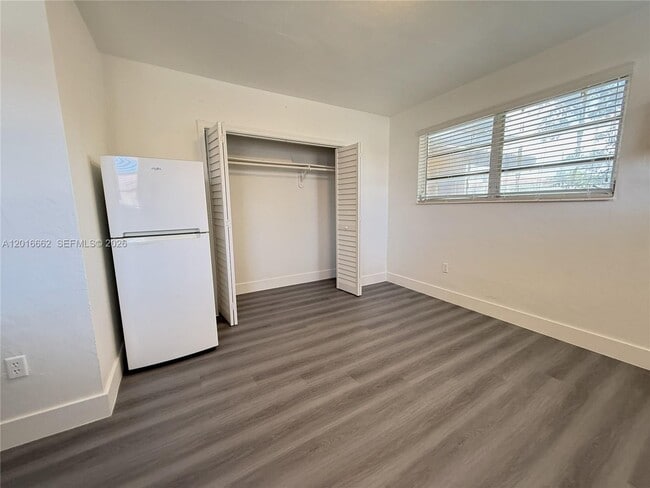 Foto del edificio - 155 SW 71st Ave