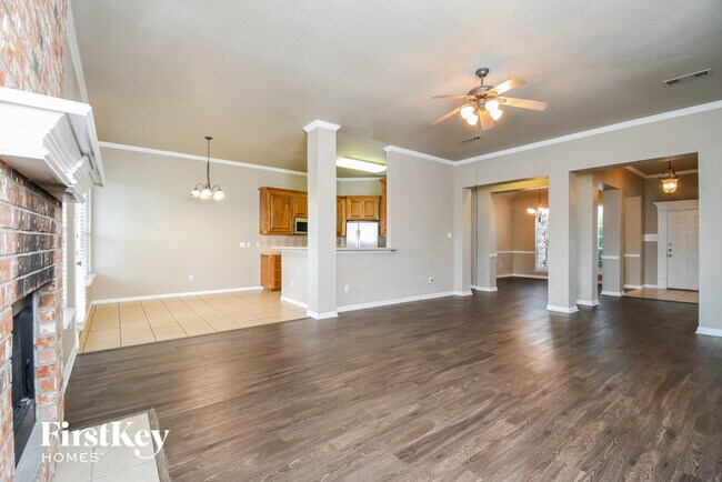 Building Photo - 621 Dorchester Dr