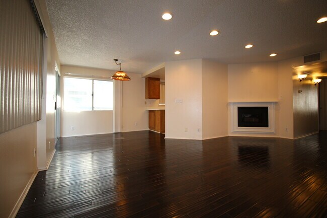 Foto del edificio - 26780 Claudette St