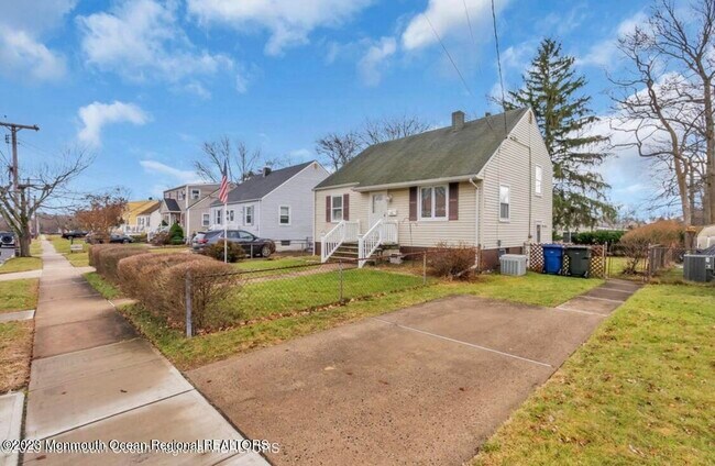 Building Photo - 1112 Grassmere Avenue