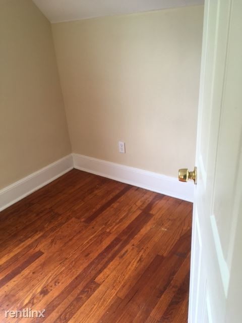 Foto del edificio - 2 br, 1 bath  - 1523 Chapel St Apt 102