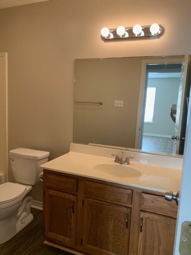 Foto del edificio - Charming  3 bedroom 2 bath home in the heart of Biloxi, MS