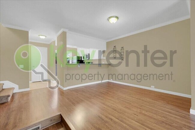 Foto del edificio - 2254 Woodside Ln