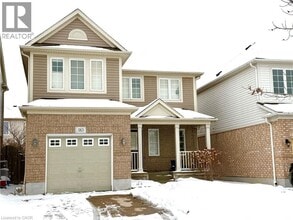 Building Photo - 183 Chase Crescent