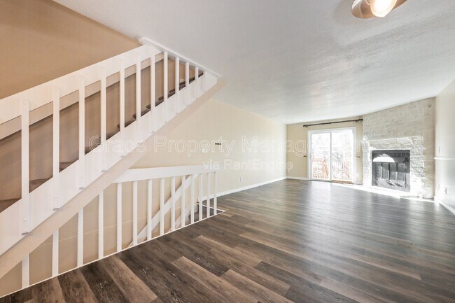 Foto del edificio - 8165 S Fillmore Way