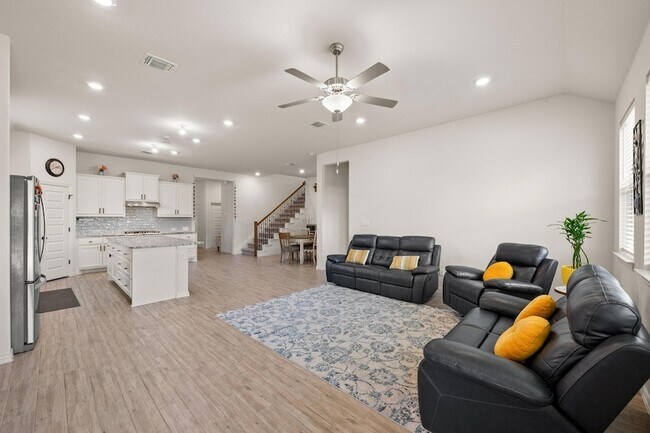 Building Photo - 1069 Pink Granite Blvd