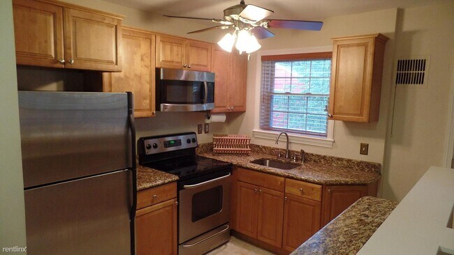 Building Photo - 3 br, 2 bath House - 1707 Republic Rd