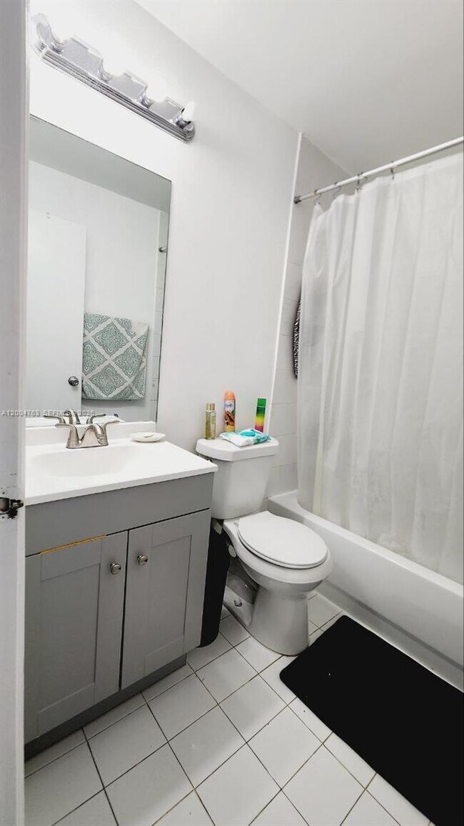 Foto del edificio - 6960 NW 174th Terrace